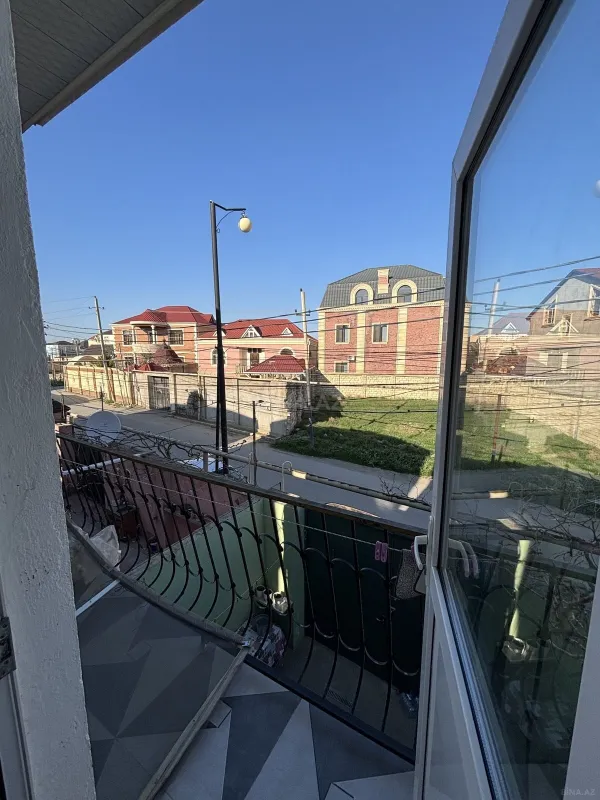 Satılır 5 otaqlı həyət evi 120 m²