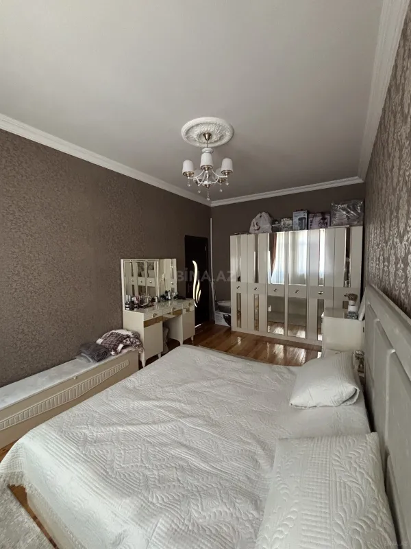 Satılır 5 otaqlı həyət evi 120 m²