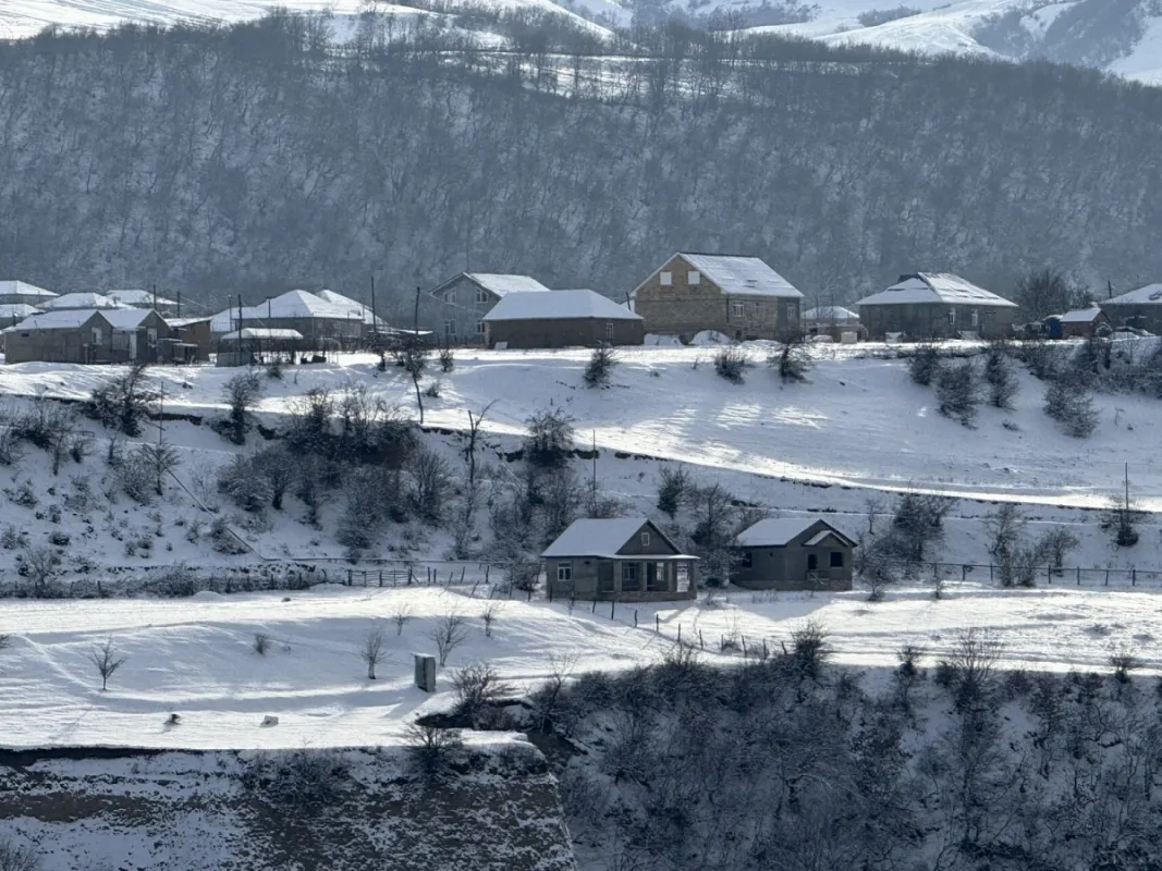 Satılır torpaq sahəsi 10 m²