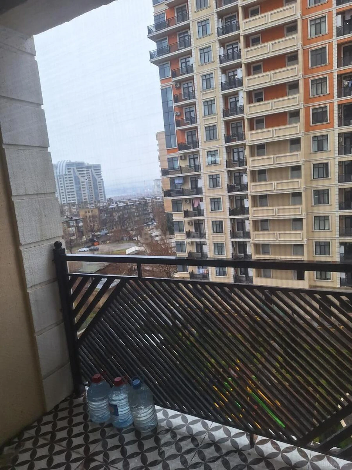 Kirayə verilir 2 otaqlı mənzil 60 m²