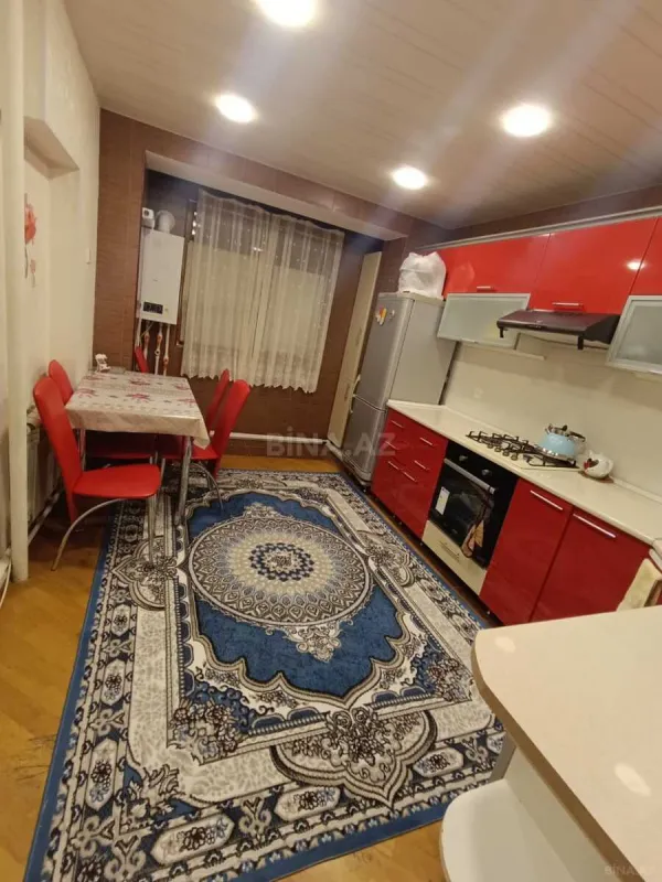 Kirayə verilir 2 otaqlı mənzil 65 m²