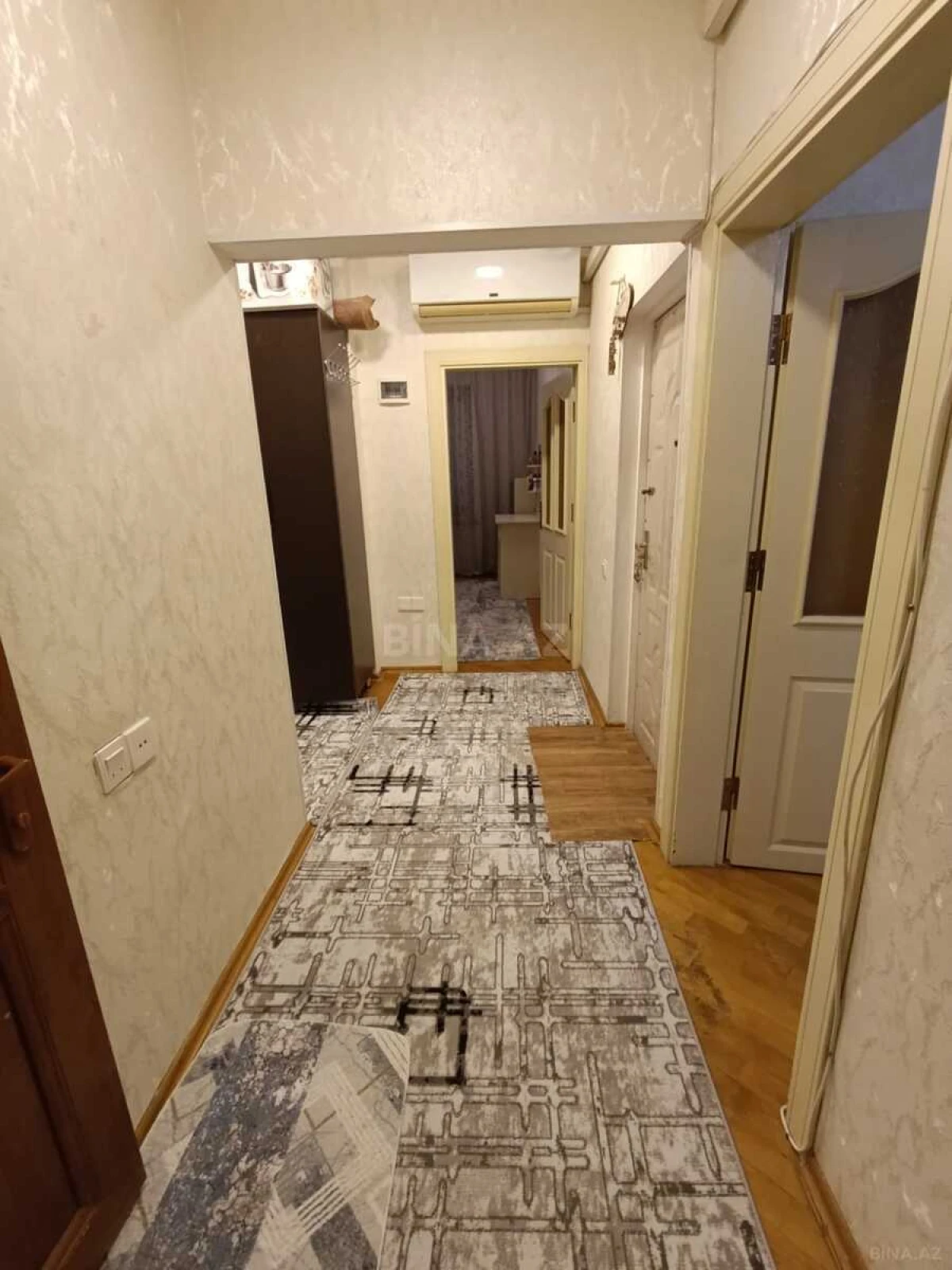 Kirayə verilir 2 otaqlı mənzil 65 m²