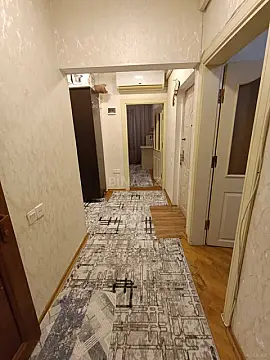 Kirayə verilir 2 otaqlı mənzil 65 m²