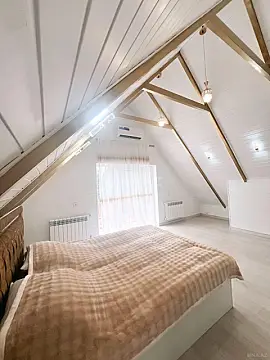 Kirayə verilir 2 otaqlı həyət evi 200 m²