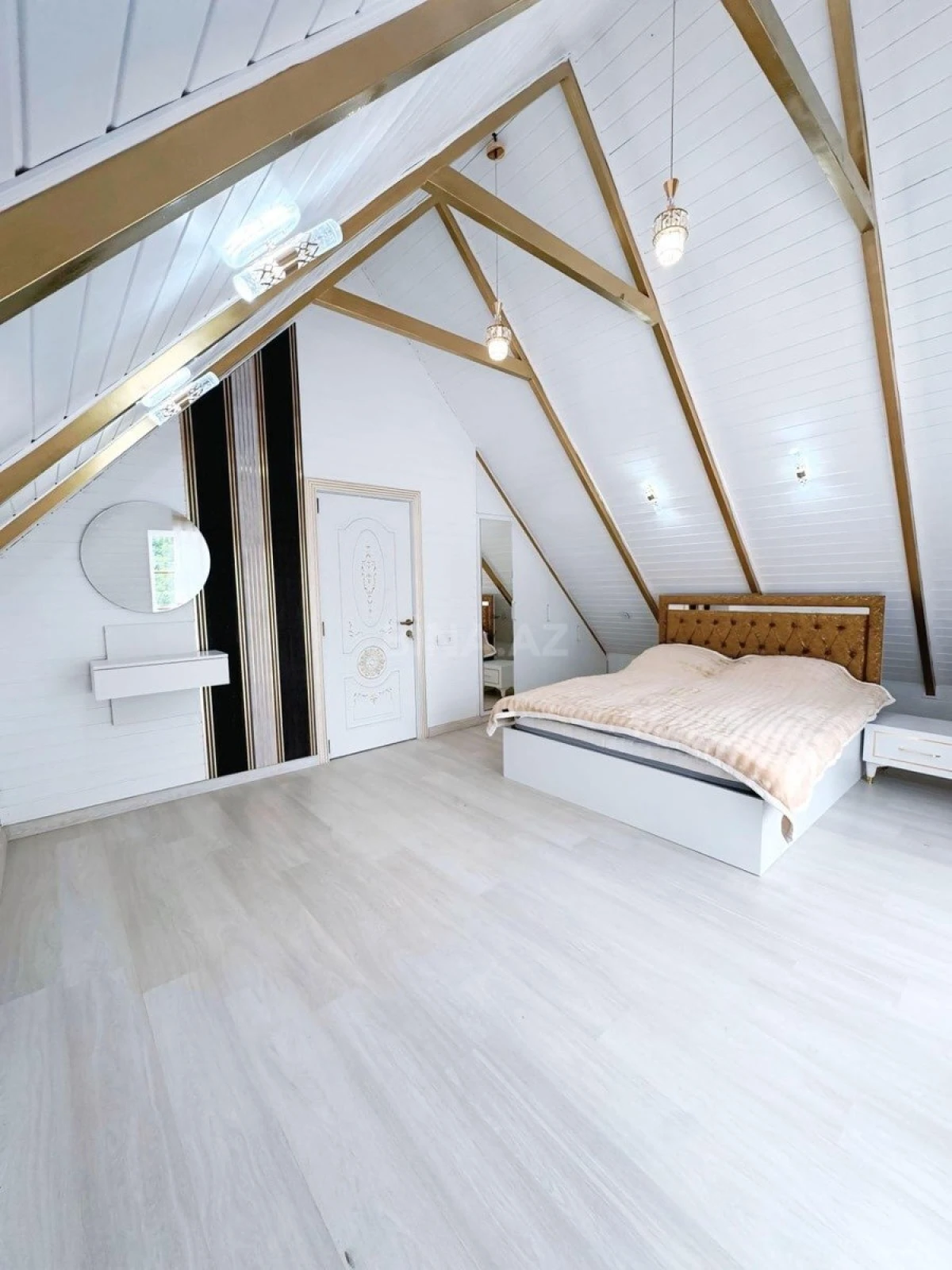 Kirayə verilir 2 otaqlı həyət evi 200 m²