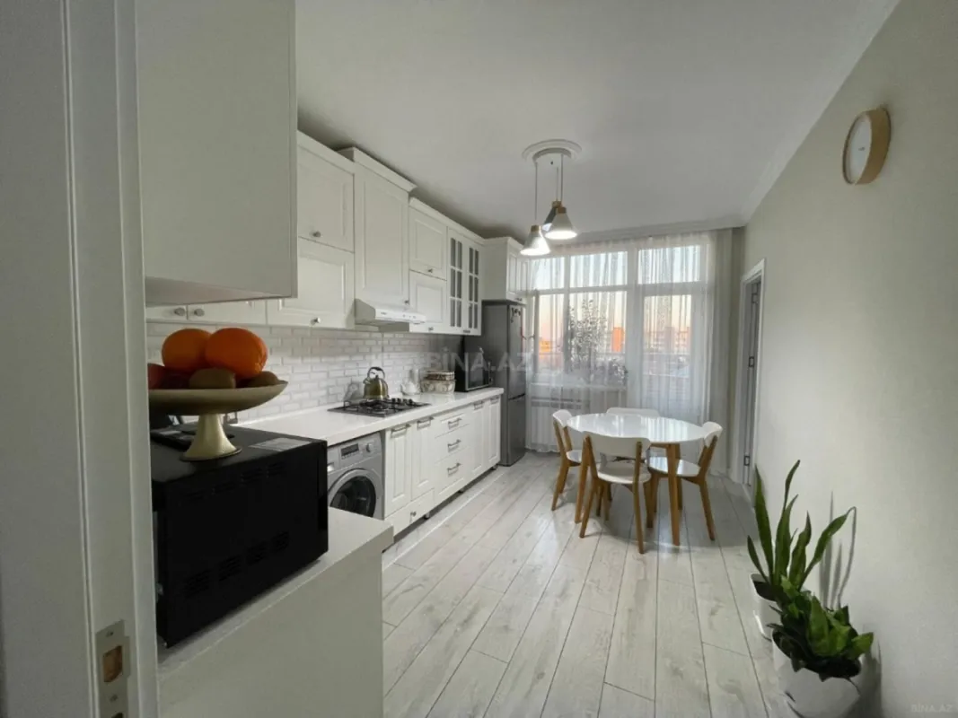 Satılır 3 otaqlı mənzil 95 m²