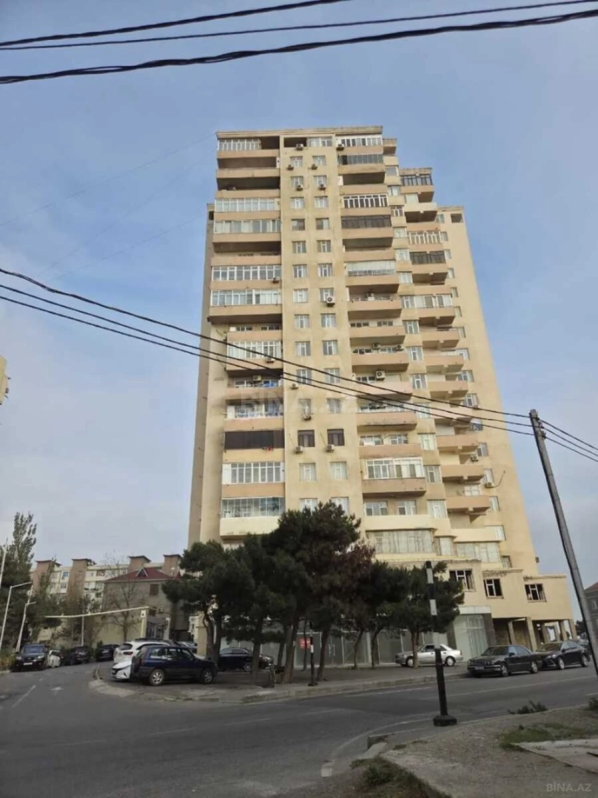 Satılır 3 otaqlı mənzil 95 m²