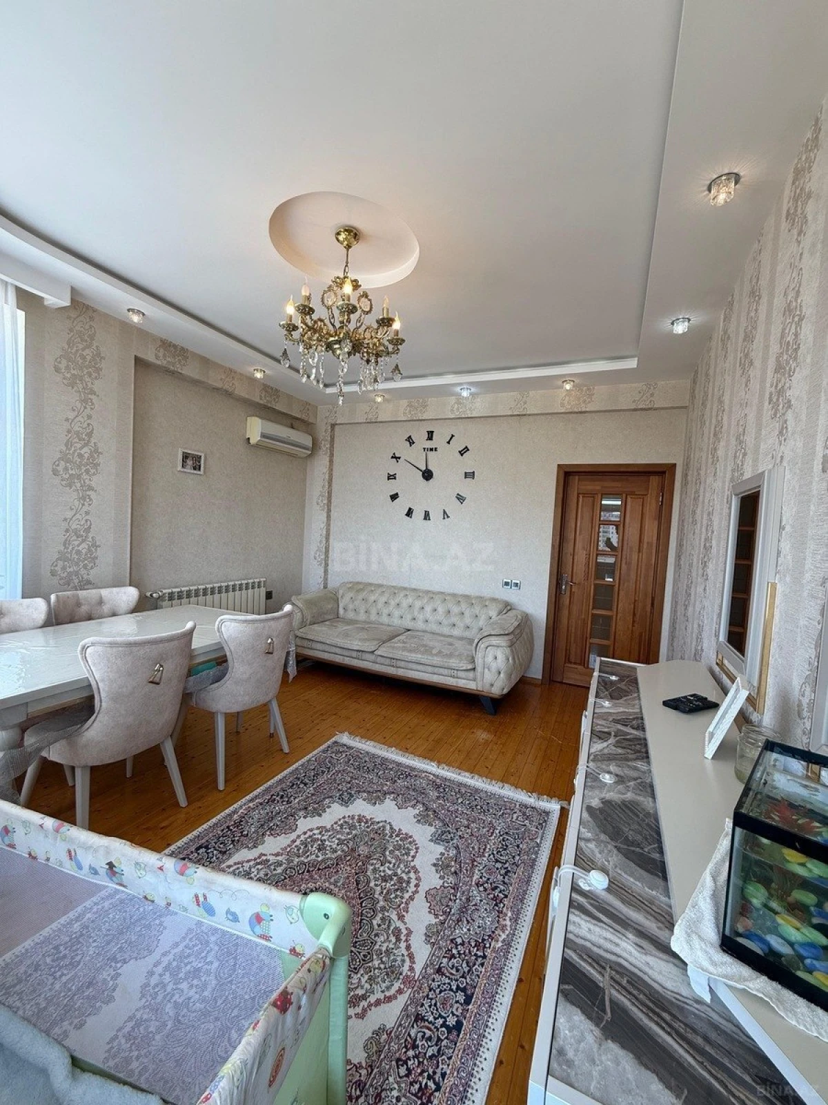 Satılır 3 otaqlı mənzil 110 m²
