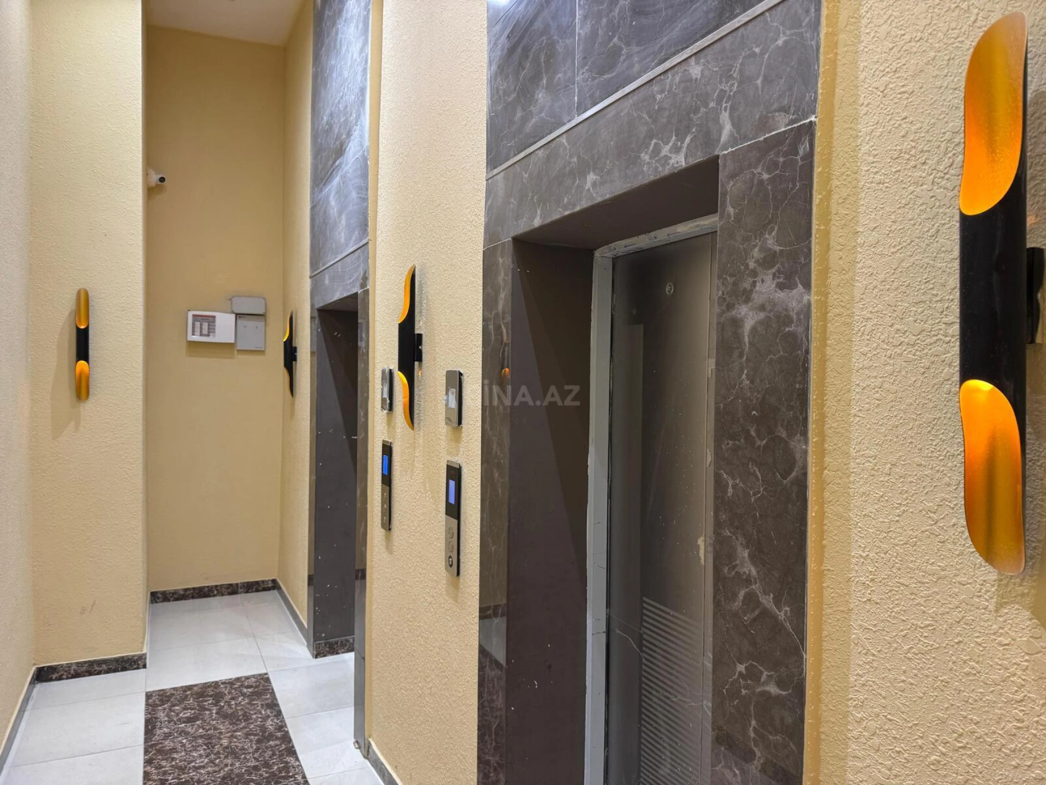 Satılır 3 otaqlı mənzil 103 m²