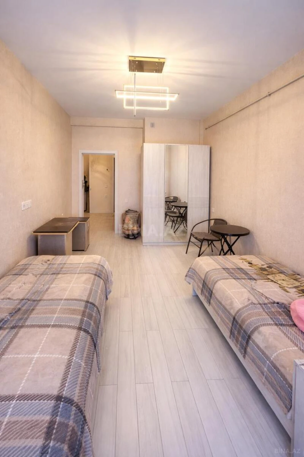 Satılır 3 otaqlı mənzil 103 m²