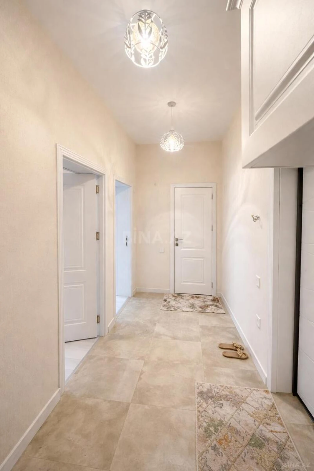 Satılır 3 otaqlı mənzil 103 m²