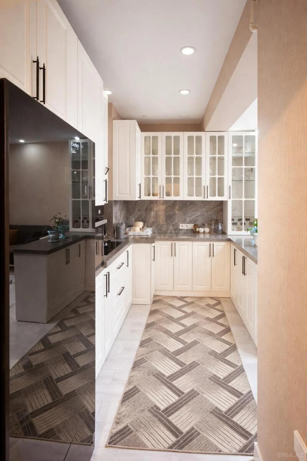 Satılır 3 otaqlı mənzil 103 m²