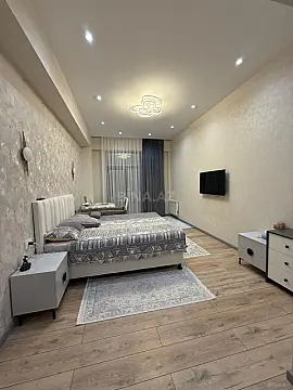 Kirayə verilir 2 otaqlı mənzil 91 m²