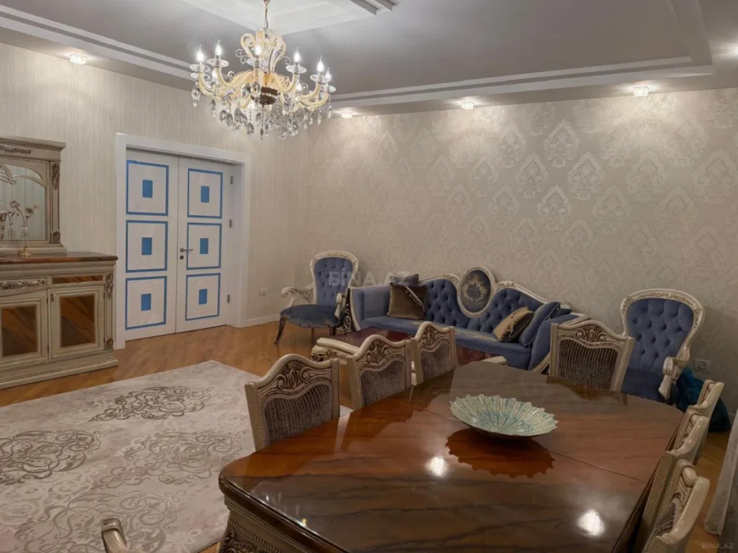 Kirayə verilir 3 otaqlı mənzil 145 m²
