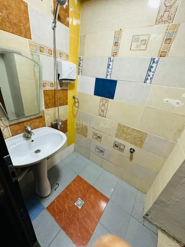 Kirayə verilir obyekt 70 m²