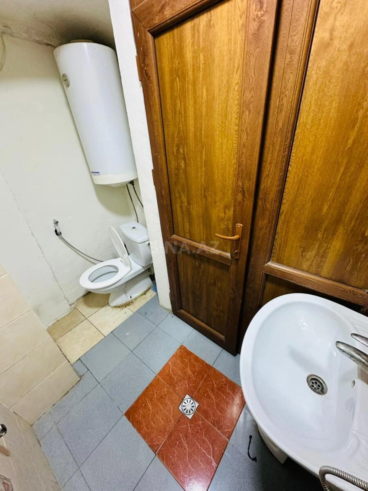 Kirayə verilir obyekt 70 m²