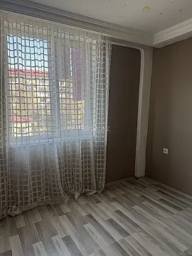 Kirayə verilir 2 otaqlı mənzil 50 m²