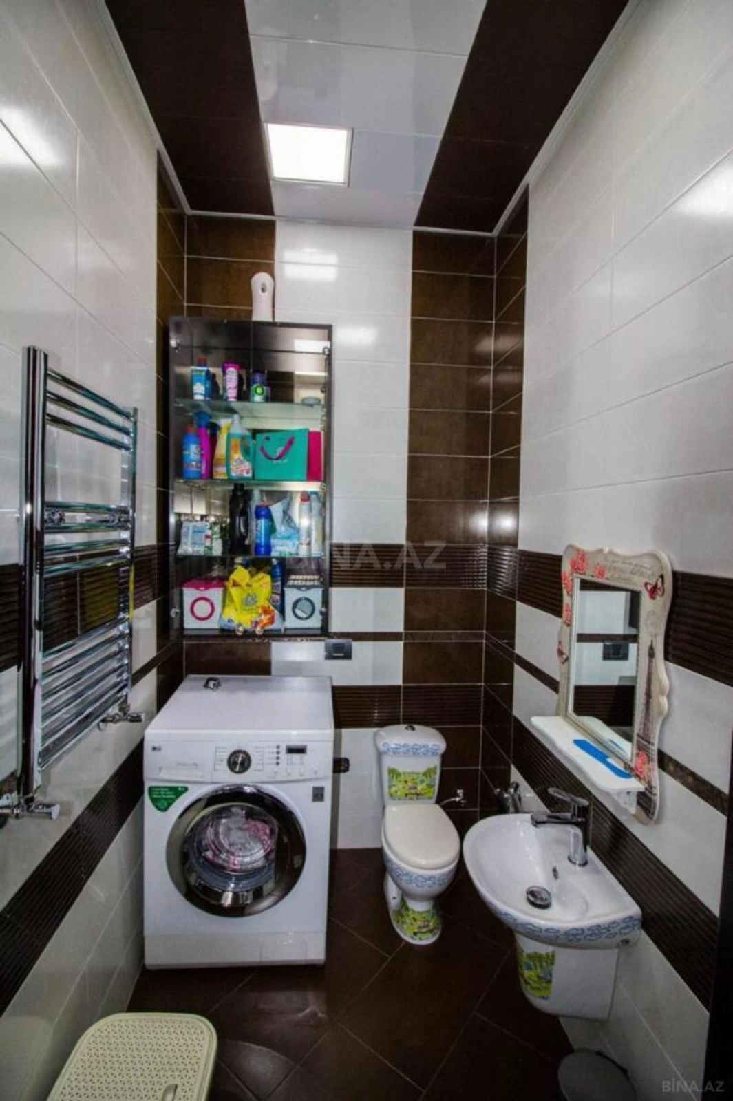 Satılır 5 otaqlı mənzil 350 m²