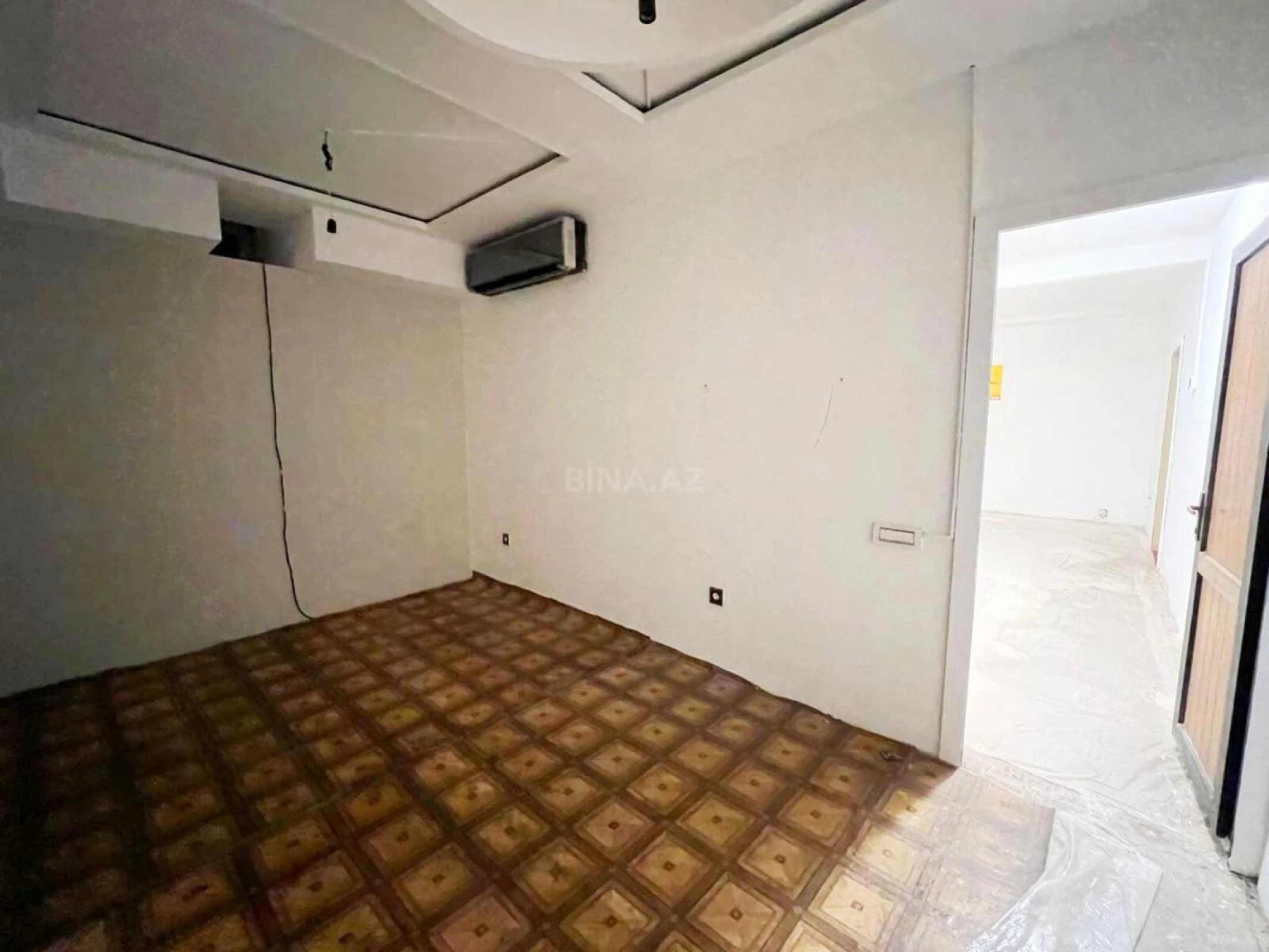 Satılır obyekt 85 m²
