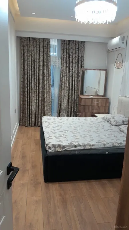 Kirayə verilir 2 otaqlı mənzil 65 m²