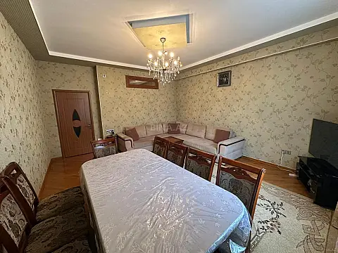 Satılır 2 otaqlı mənzil 60 m²