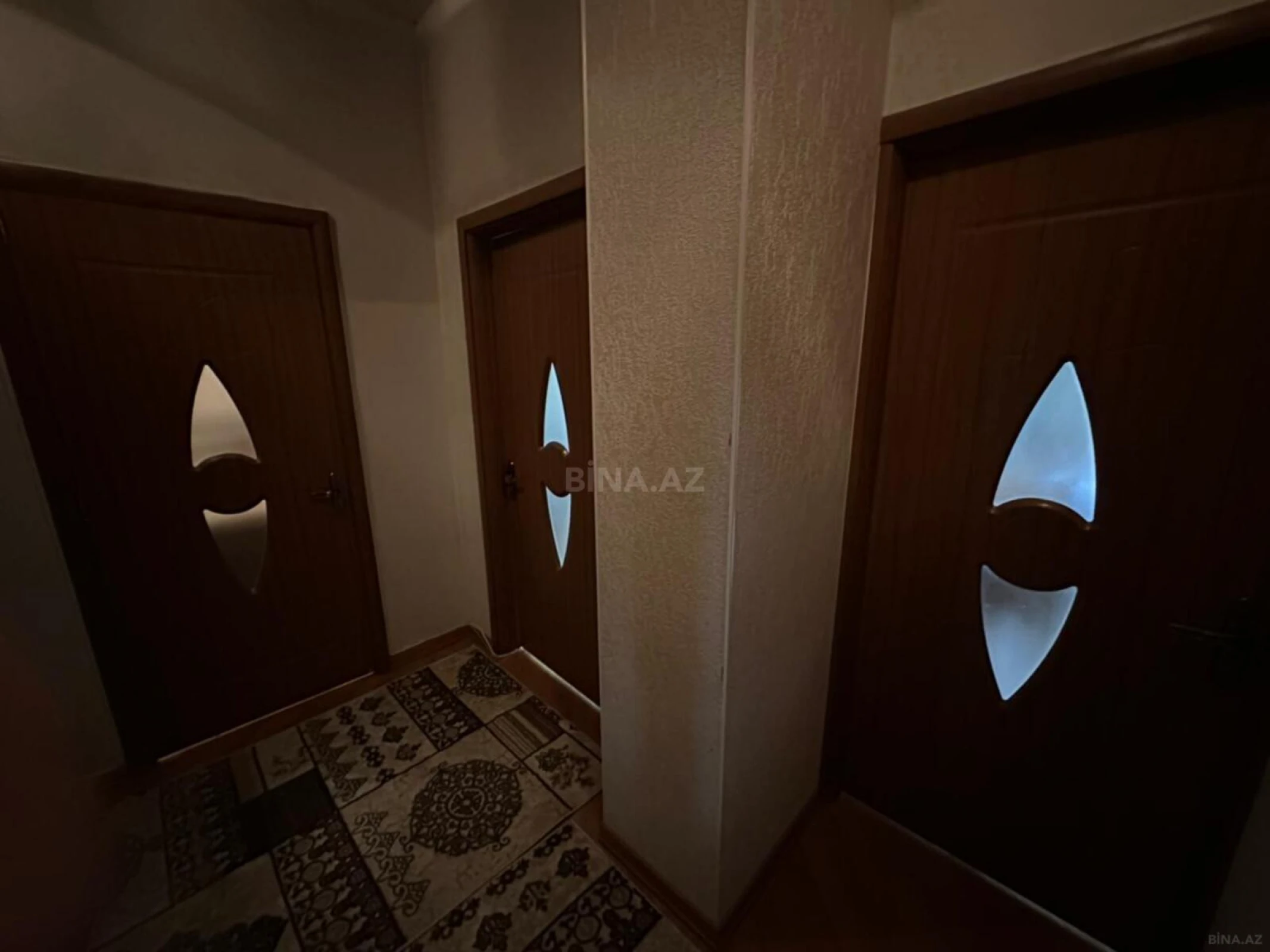 Satılır 2 otaqlı mənzil 60 m²