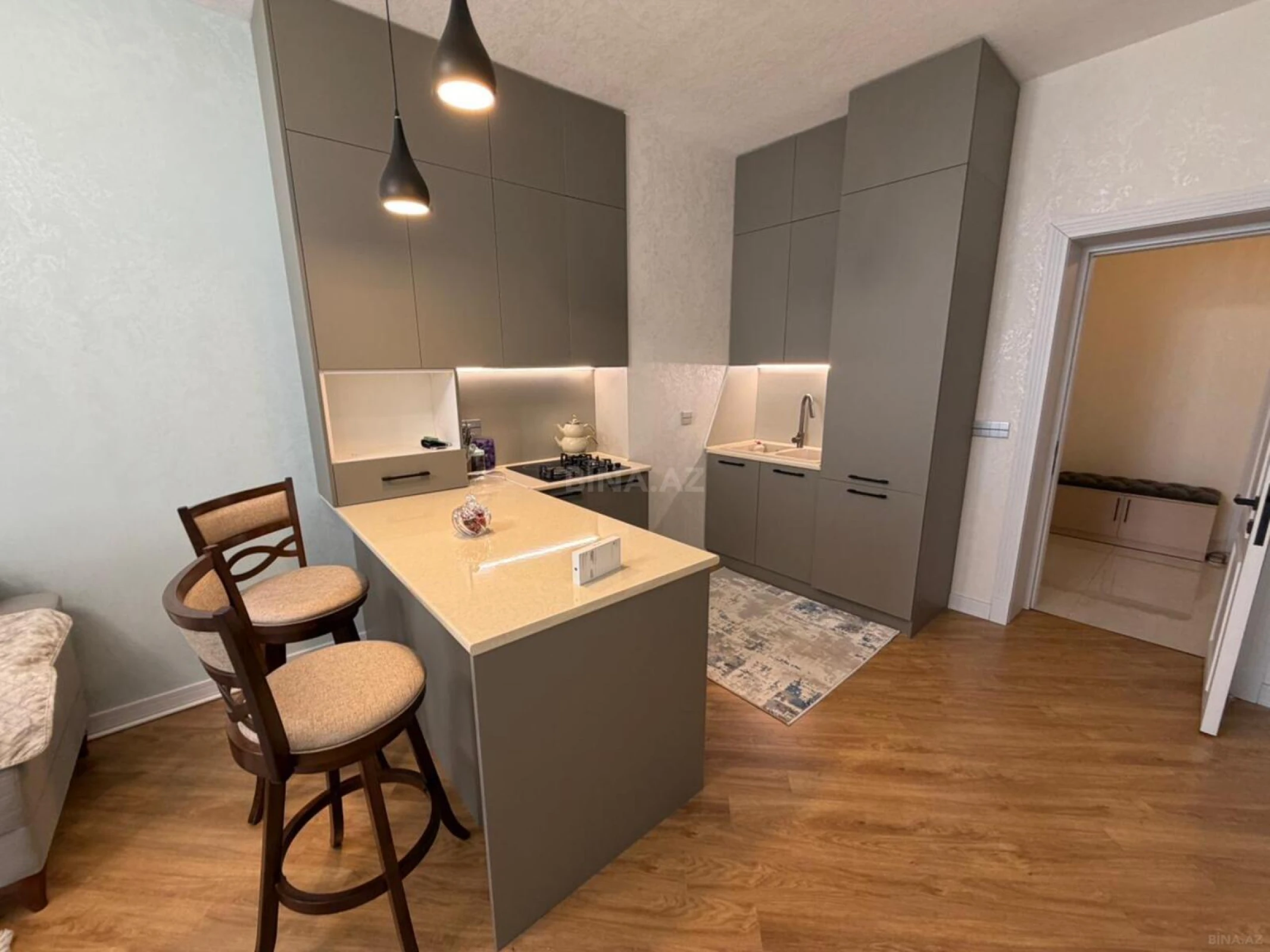 Kirayə verilir 2 otaqlı mənzil 78 m²