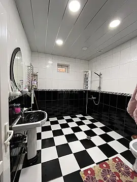 Satılır 7 otaqlı həyət evi 200 m²