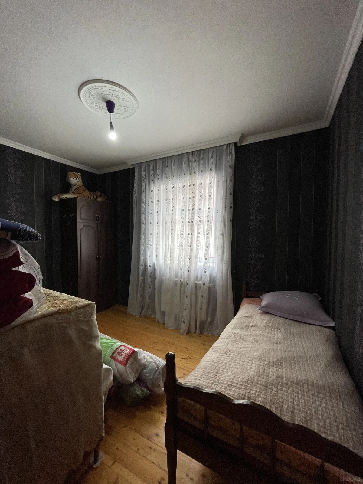 Satılır 7 otaqlı həyət evi 200 m²