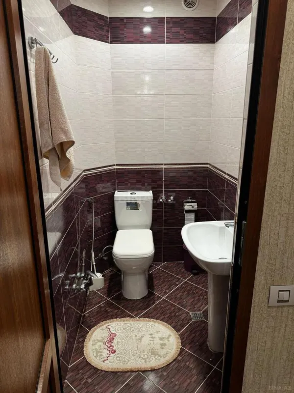 Satılır 7 otaqlı mənzil 187 m²