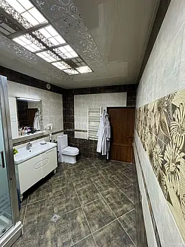 Satılır 7 otaqlı mənzil 187 m²