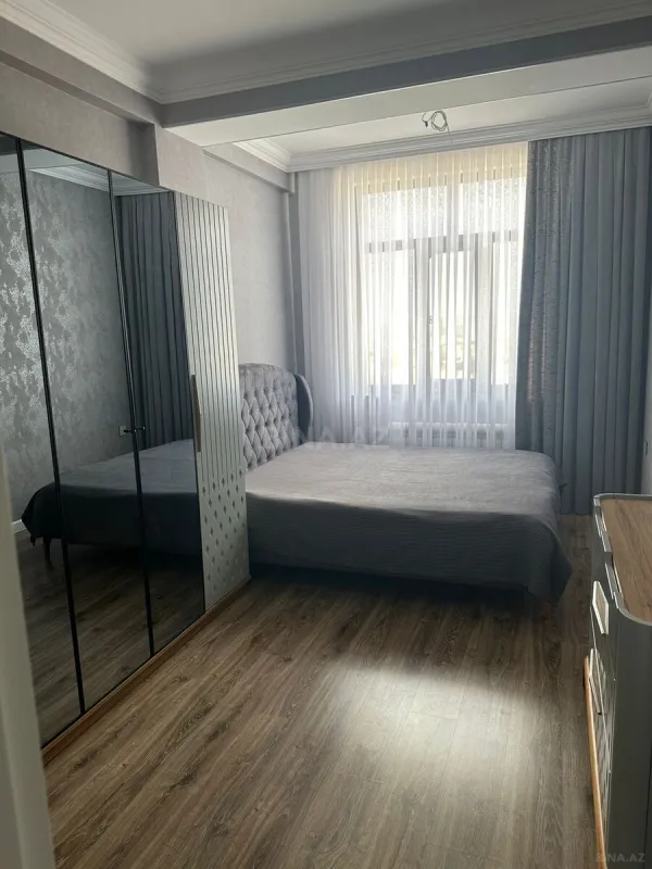 Satılır 3 otaqlı mənzil 91 m²