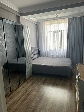 Satılır 3 otaqlı mənzil 91 m²
