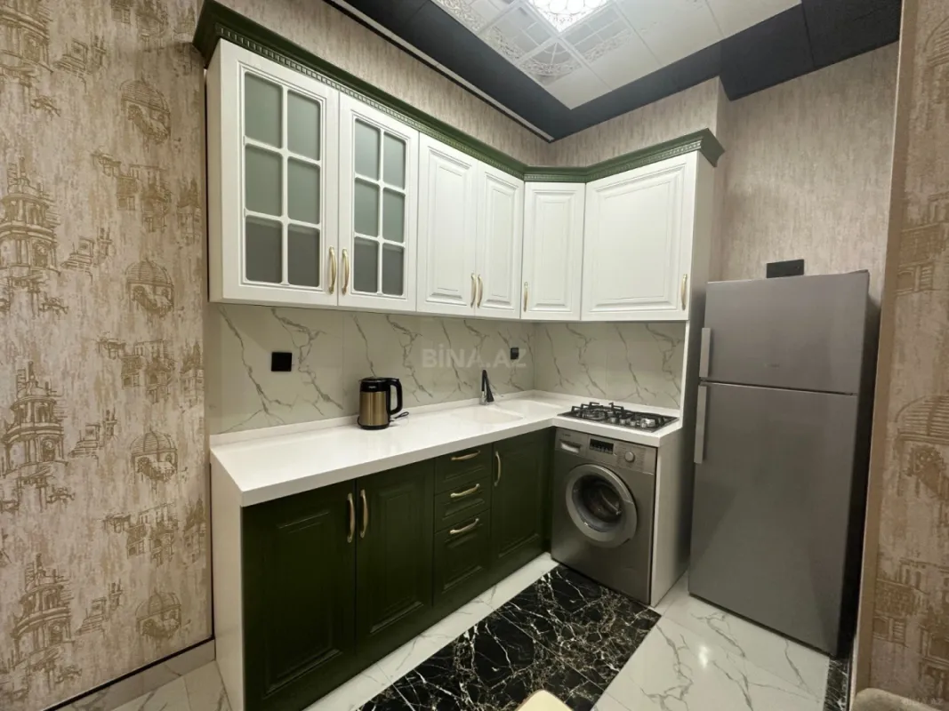 Kirayə verilir 2 otaqlı mənzil 70 m²