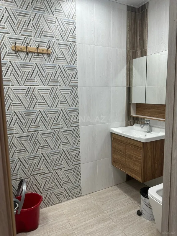 Kirayə verilir 2 otaqlı mənzil 70 m²