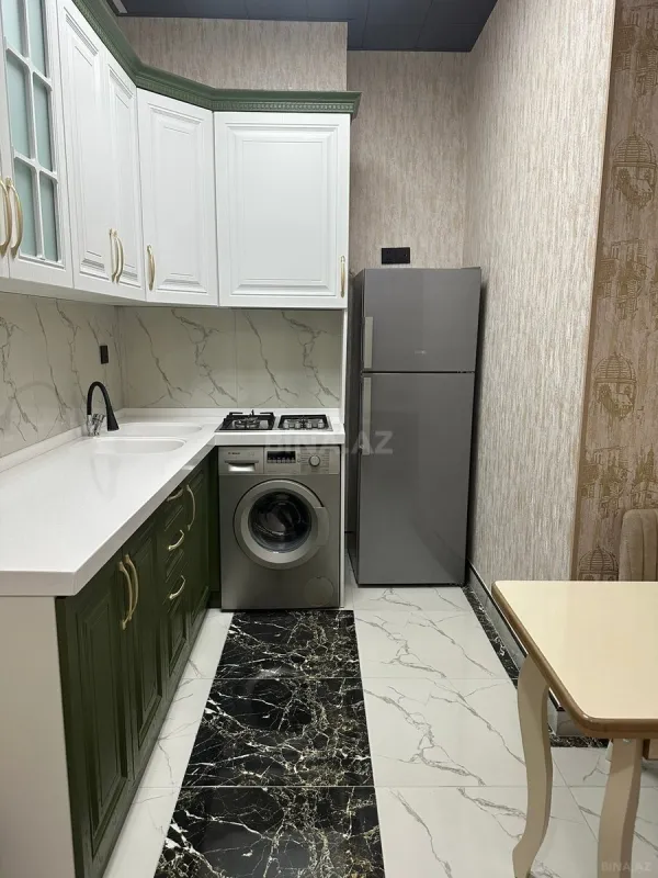 Kirayə verilir 2 otaqlı mənzil 70 m²