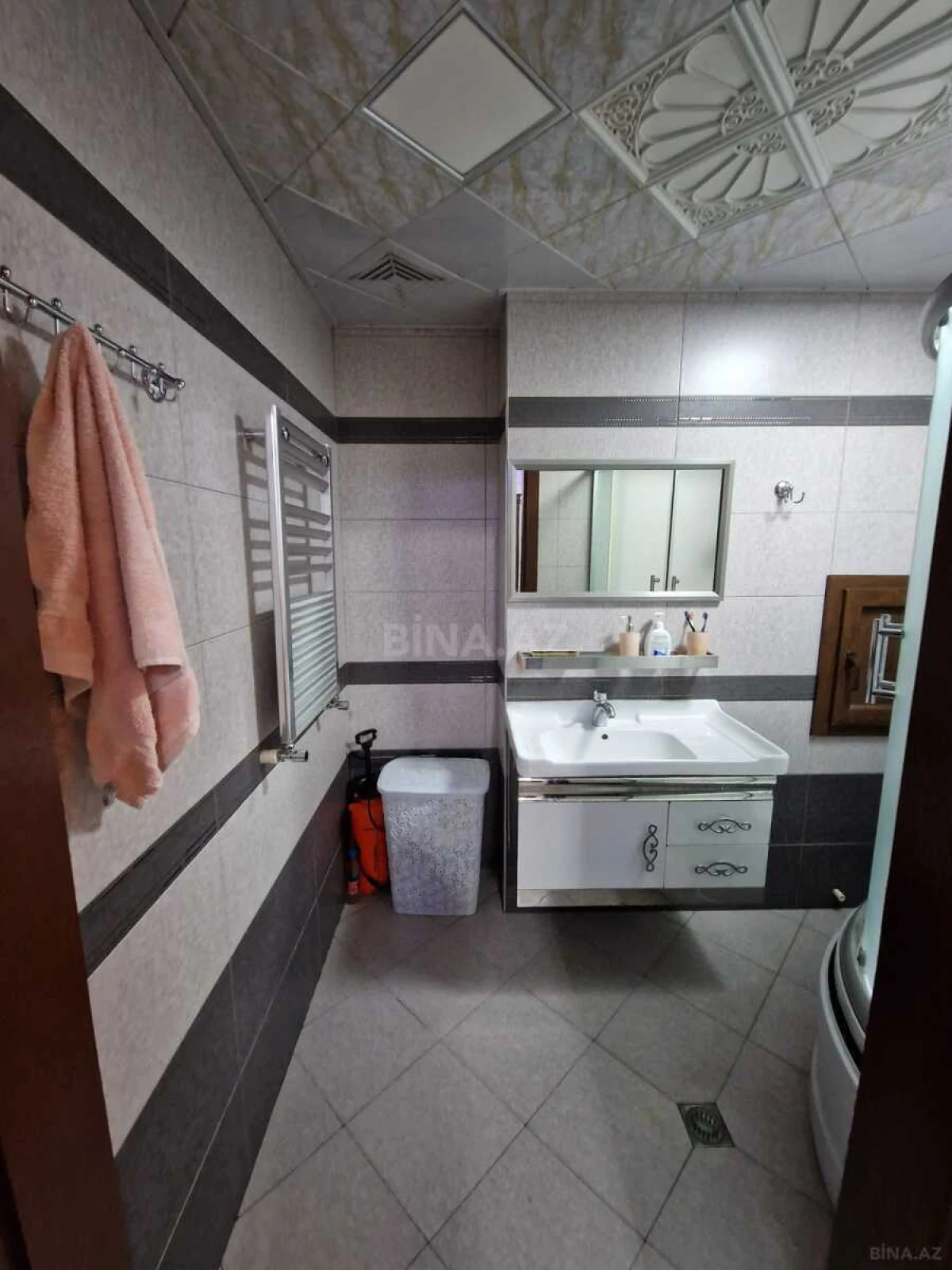 Satılır 3 otaqlı mənzil 103 m²