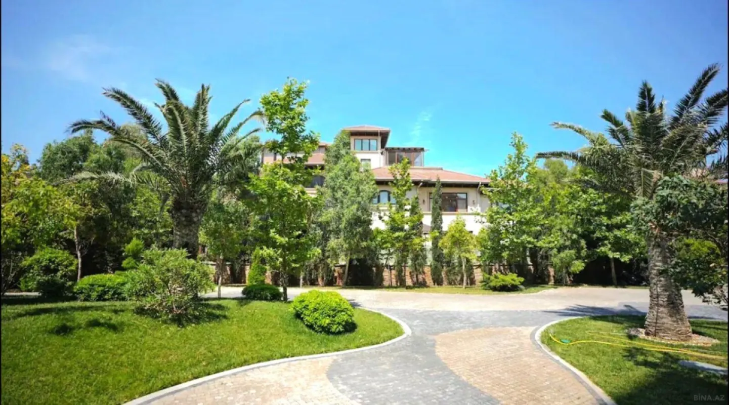 Kirayə verilir 5 otaqlı həyət evi 575 m²