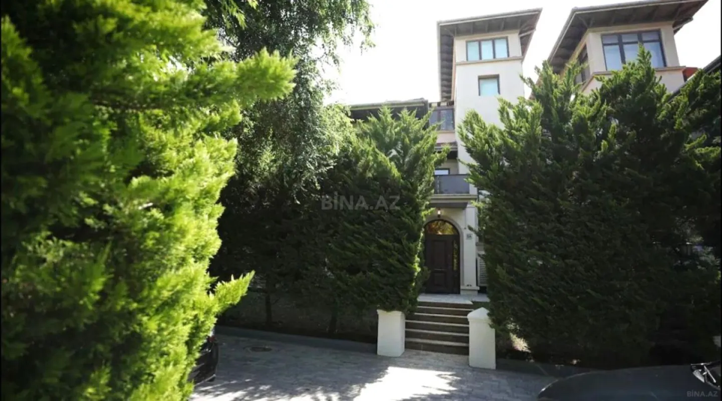 Kirayə verilir 5 otaqlı həyət evi 575 m²