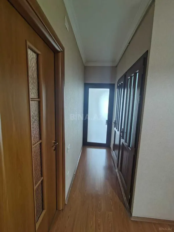 Satılır 3 otaqlı mənzil 82 m²