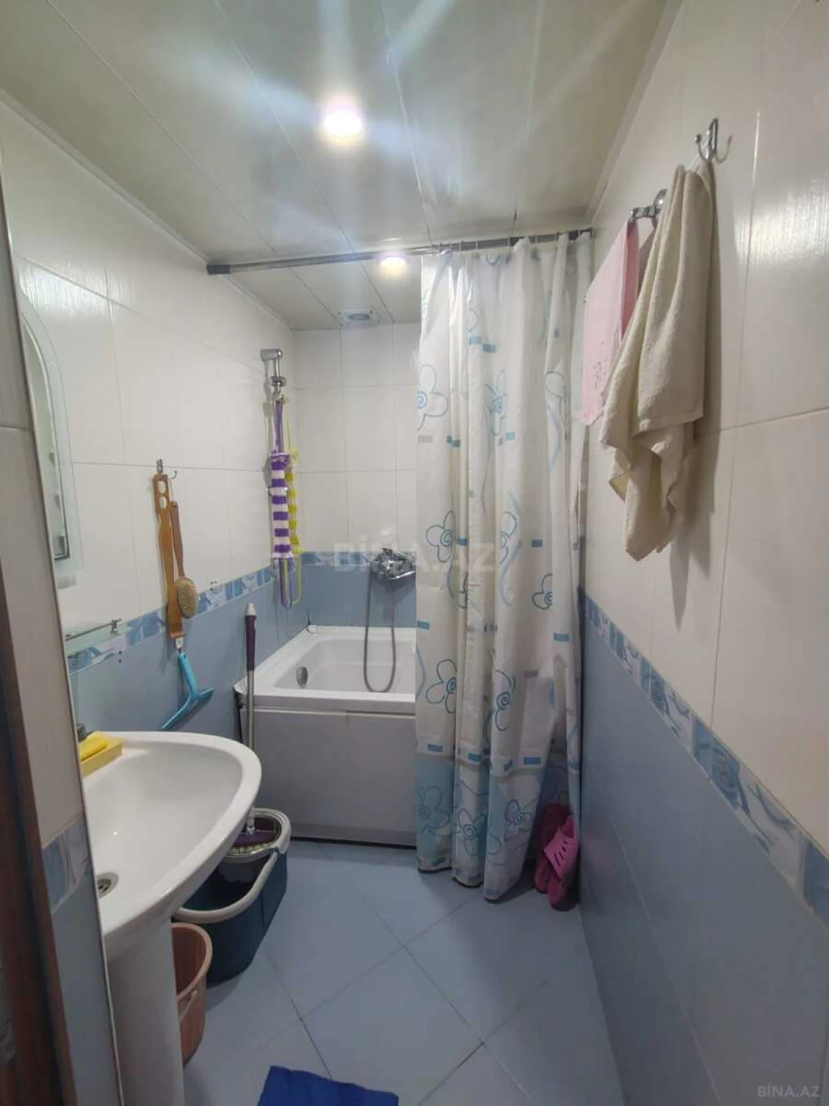 Satılır 3 otaqlı mənzil 82 m²