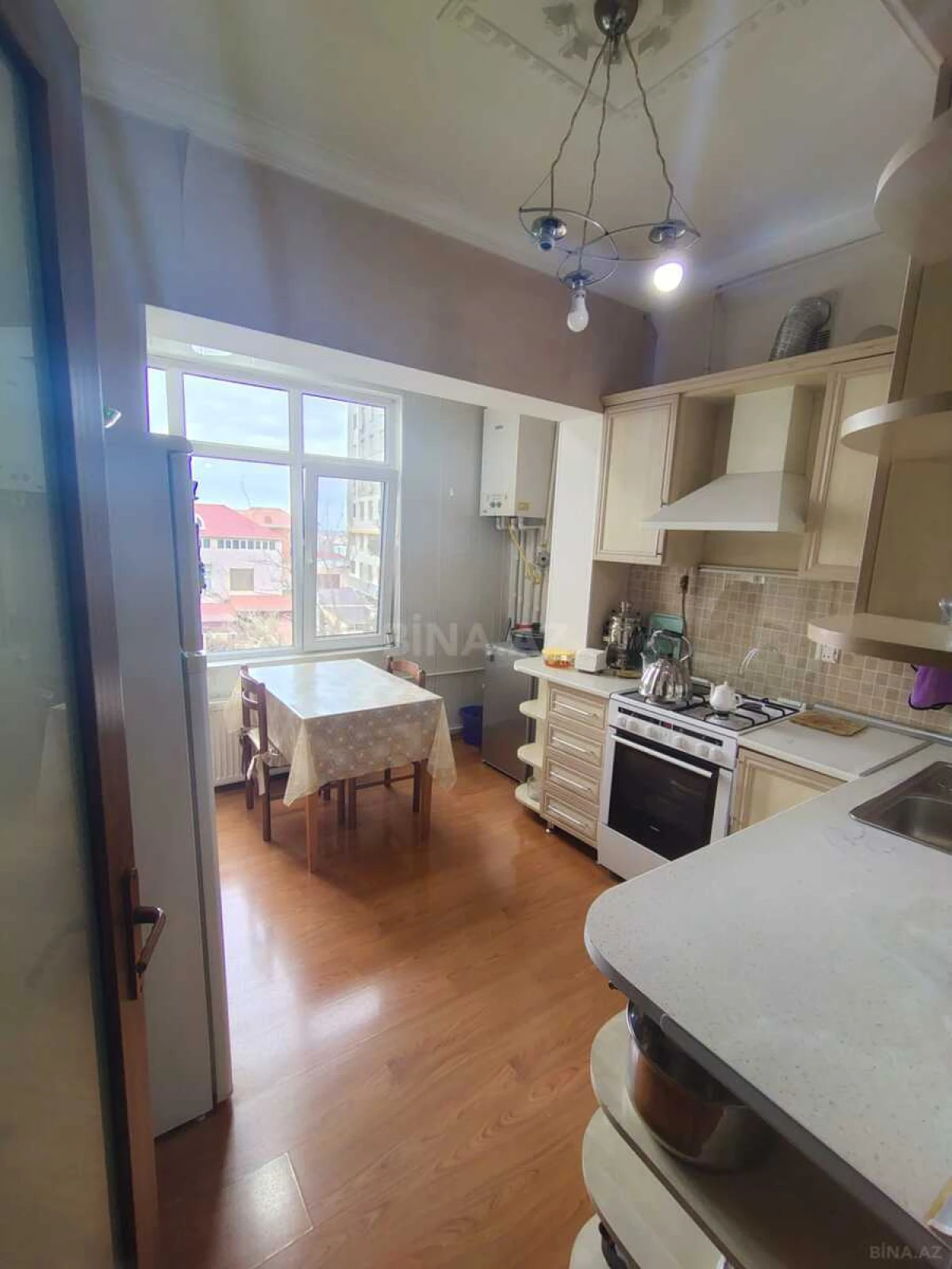 Satılır 3 otaqlı mənzil 82 m²