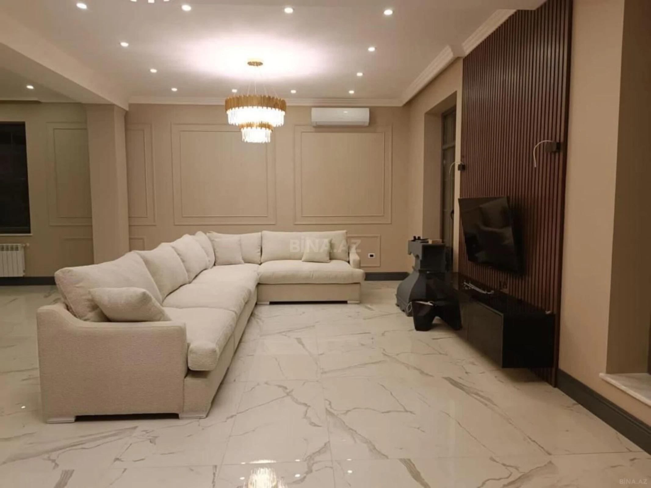 Kirayə verilir 4 otaqlı həyət evi 400 m²