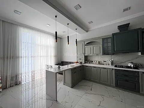 Kirayə verilir 4 otaqlı həyət evi 400 m²