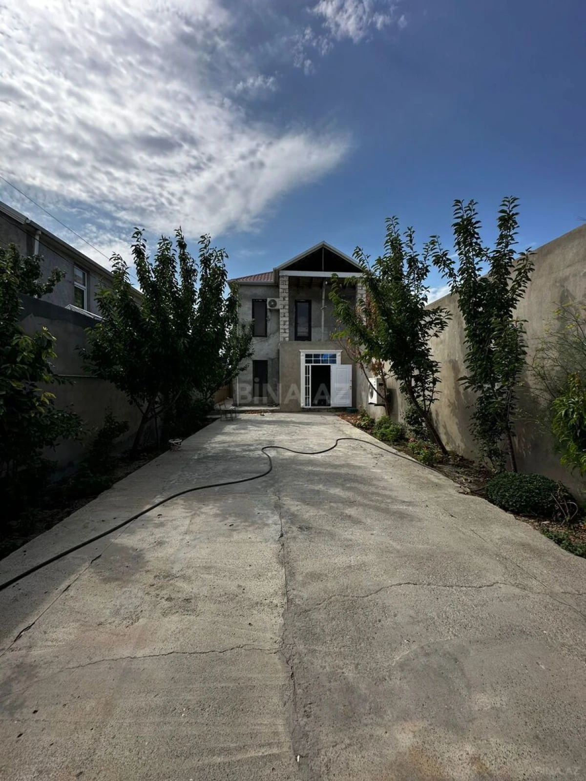 Kirayə verilir 4 otaqlı həyət evi 140 m²