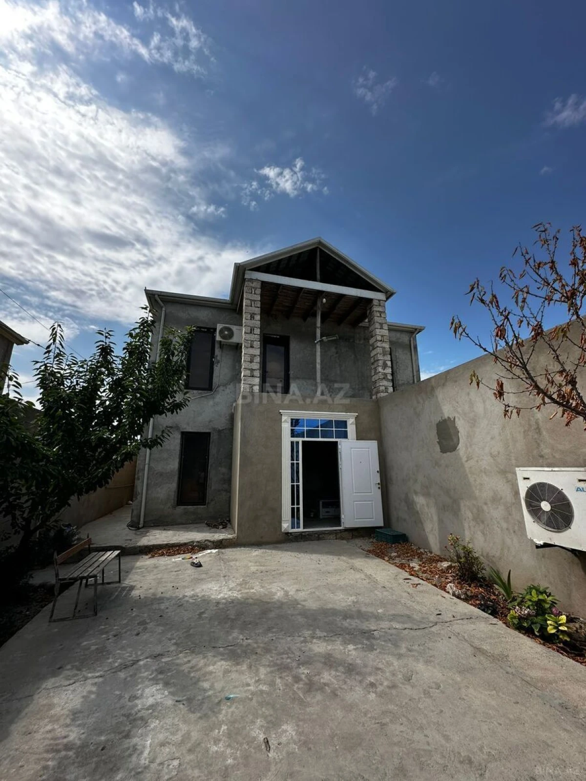 Kirayə verilir 4 otaqlı həyət evi 140 m²