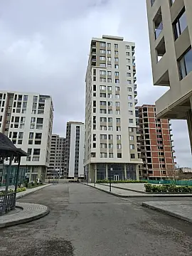 Satılır 2 otaqlı mənzil 52 m²