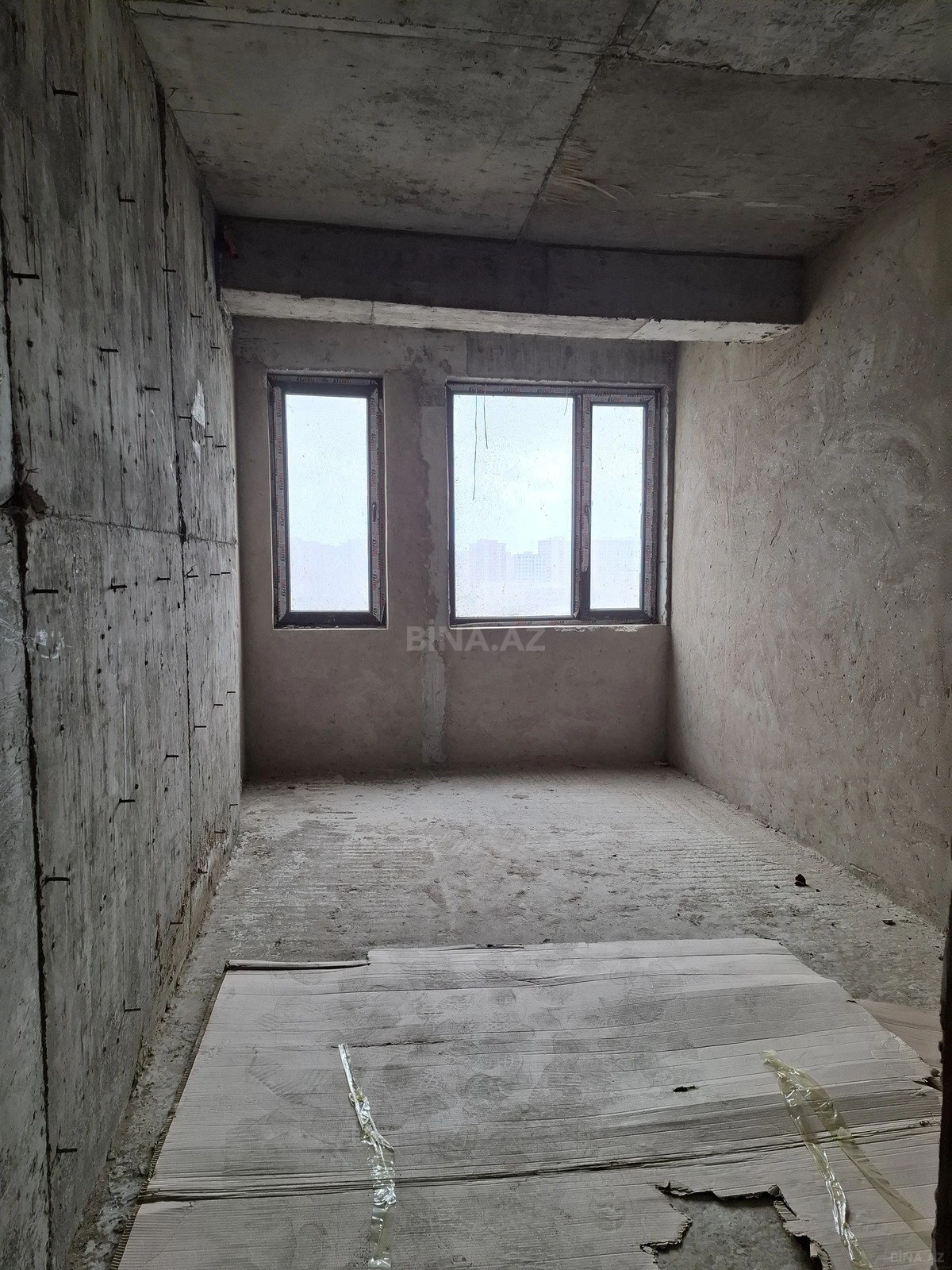 Satılır 2 otaqlı mənzil 52 m²