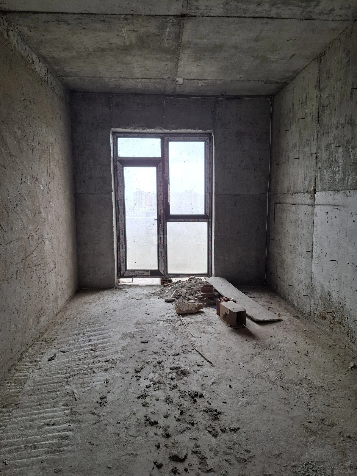 Satılır 2 otaqlı mənzil 52 m²