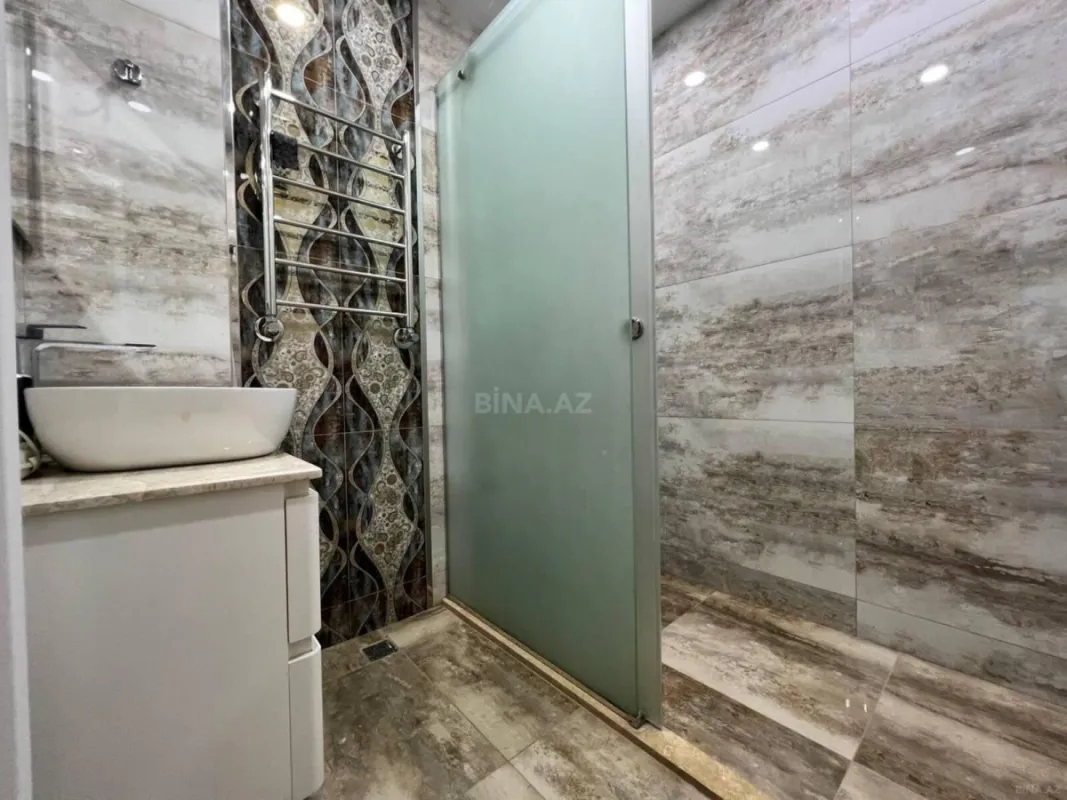 Kirayə verilir 2 otaqlı mənzil 75 m²